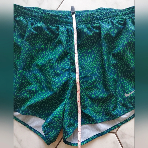 Nike Dri-Fit 3" All Over Print Tempo Running Shorts - Picture 7 of 11